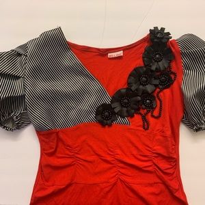 Puff sleeves red top